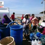 BPBD DUKUNG PMI BERI BANTUAN DISTRIBUSI AIR BERSIH
